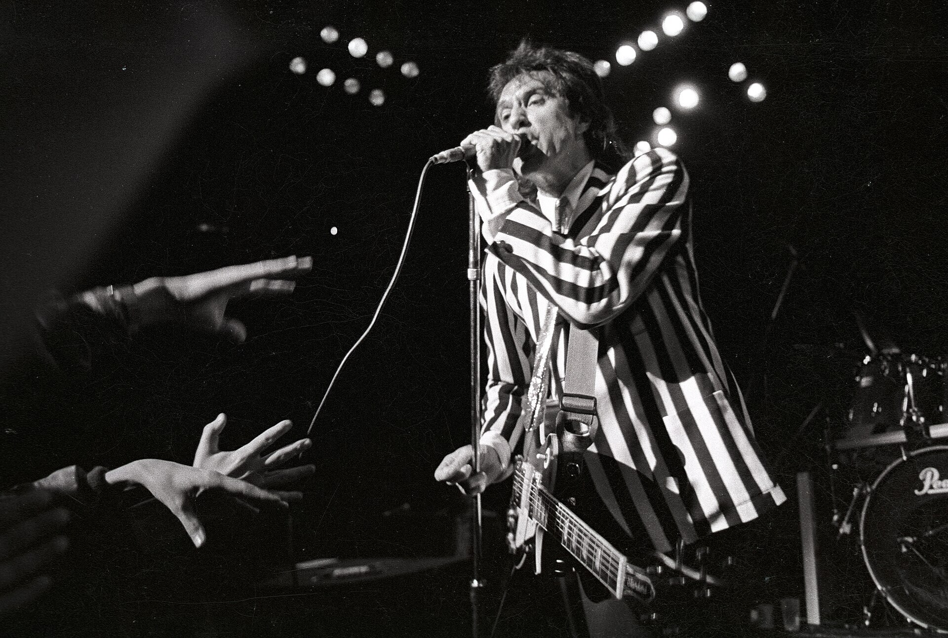 Ray Davies née le 21 juin (jour de la fête de la musique)-1
